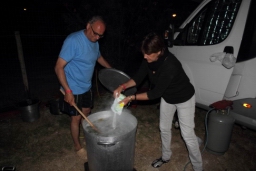 03 - preparativi cena 013.JPG